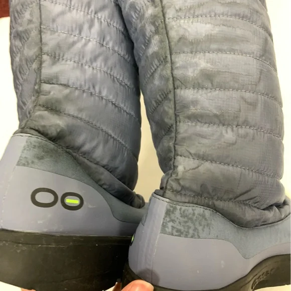 Oofos oomg boots size 8.5 *flawed - Picture 2 of 10